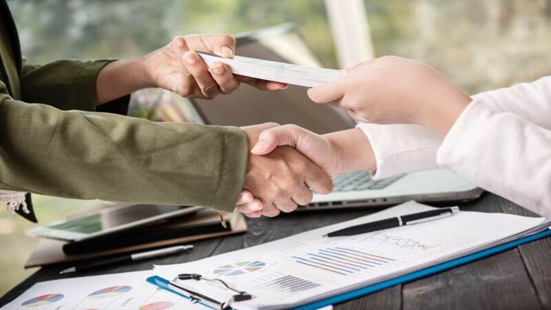 Cách cấu trúc khoản vay EB‑5 trong một dự án