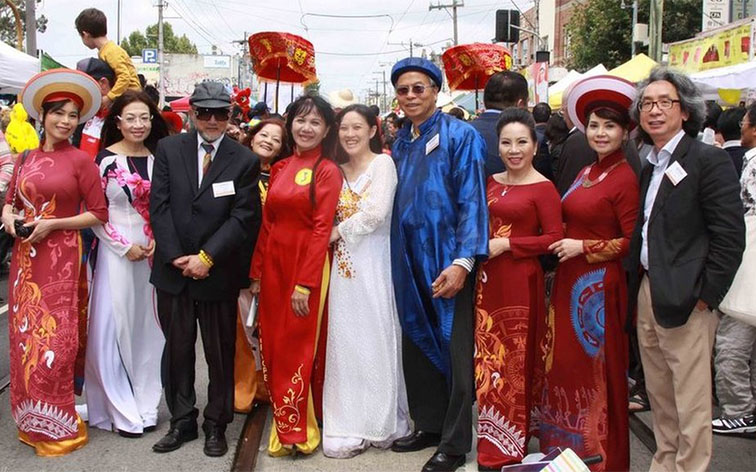 Cộng đồng người Việt Nam đông đảo và thân thiện