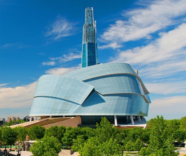 Bảo tàng nhân quyền Canada nhìn từ bên ngoài