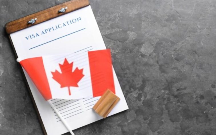 Có nên định cư Canada qua các chương trình định cư không?