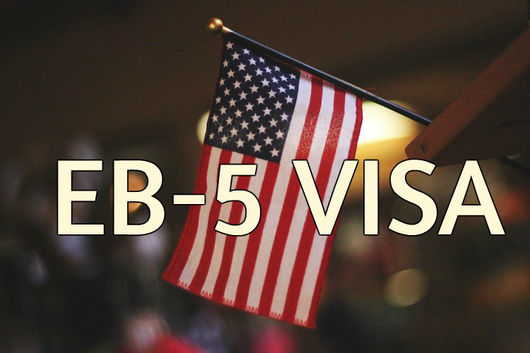 Khi đầu tư EB-5 có bắt buộc sống liên tục ở Mỹ để duy trì thẻ xanh không