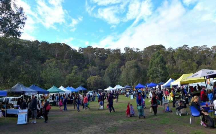 Không khí trong lành tại Collingwood Children's Farm Farmers' Market