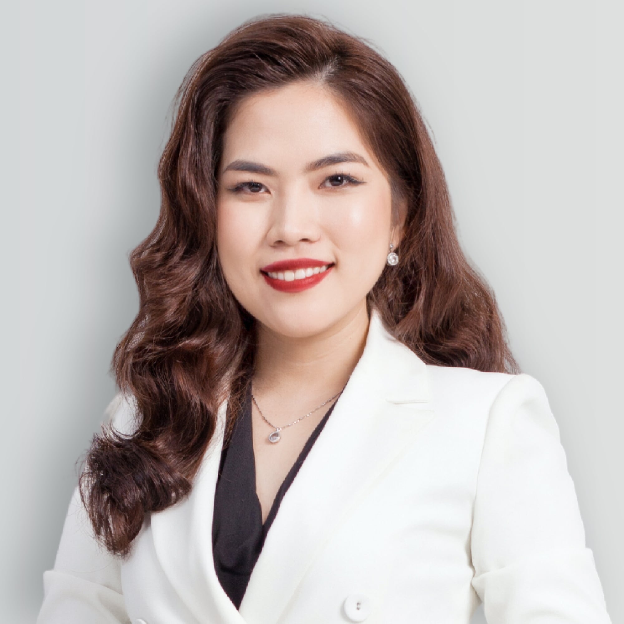 Ms. Hoàng Diệp Trúc