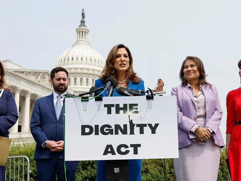 Vì sao Dignity Act 2025 mang lại “niềm hy vọng” cho diện lao động EB-3?