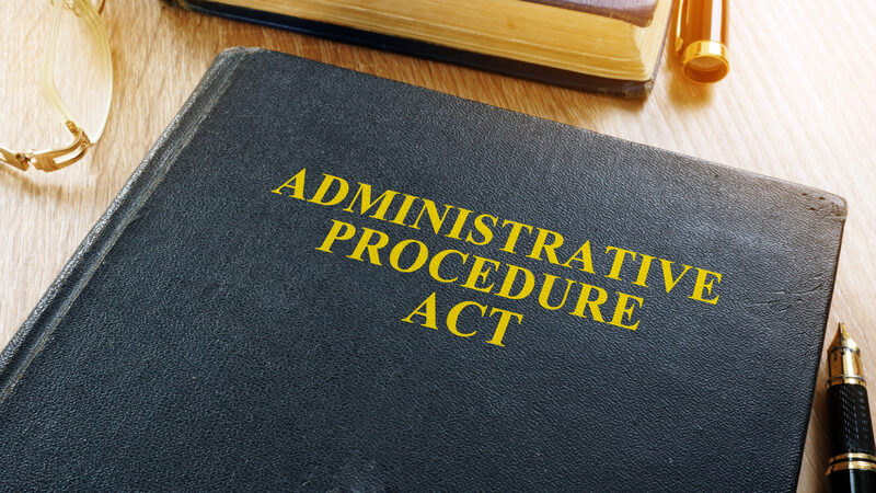 USCIS chưa đáp ứng yêu cầu pháp lý theo RIA 2022 và APA