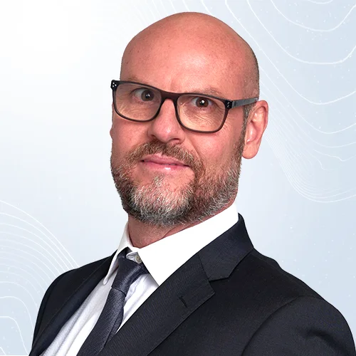 Luật sư Alex Kaufman