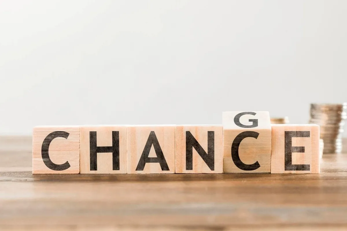 Khi nào nên đổi hồ sơ EB-5 từ CP sang AOS để nhanh hơn?