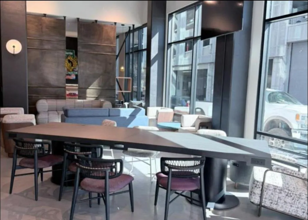 Khu vực đại sảnh chờ nghỉ dự án Moxy Citizen Pathway