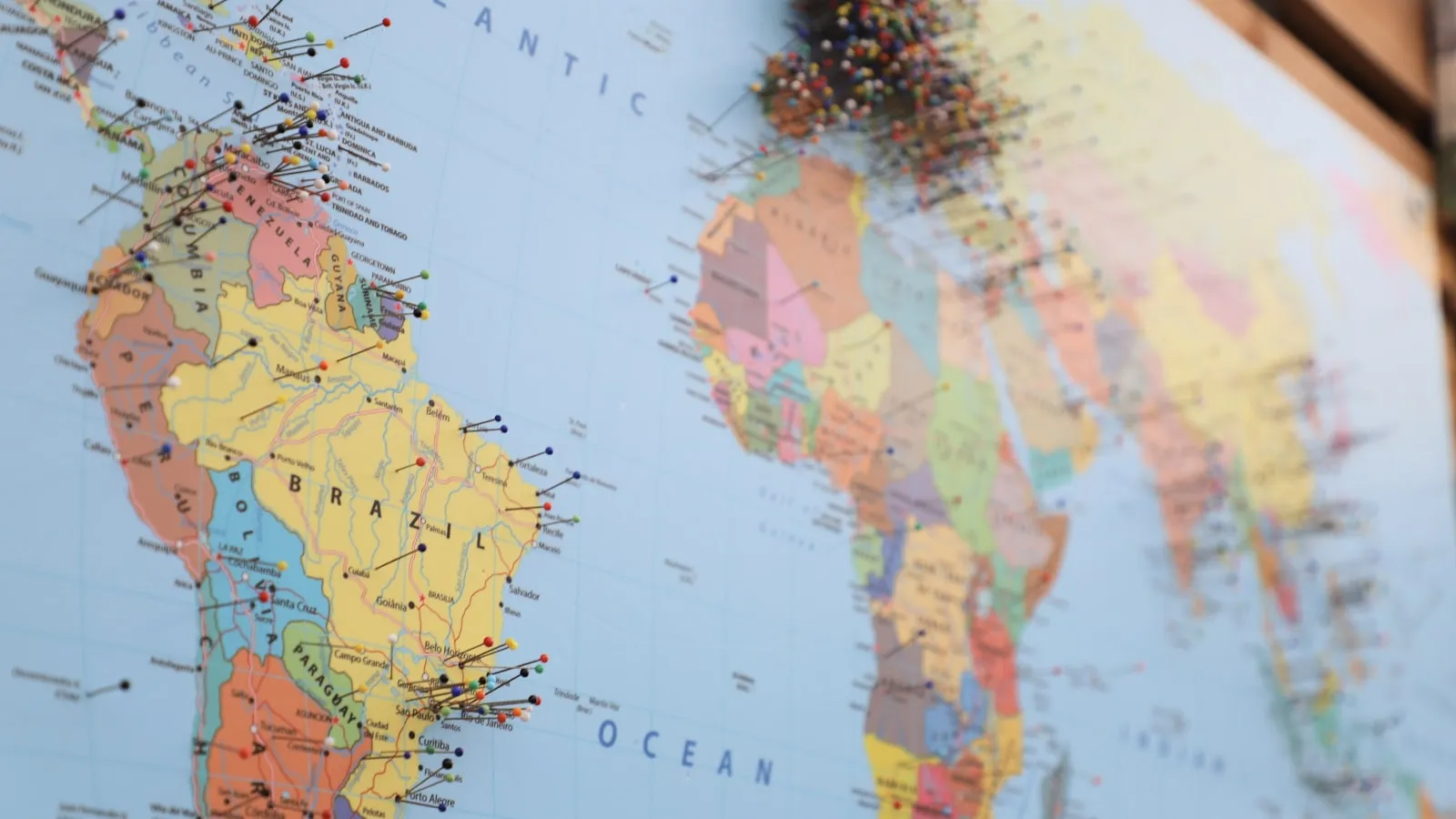Bản đồ thế giới với các điểm đến - minh họa phạm vi miễn visa hộ chiếu Thổ Nhĩ Kỳ